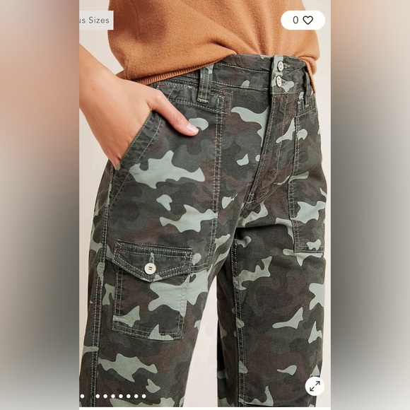 NWT Anthropologie Wanderer Camo pants. Size 28 - Picture 3 of 12